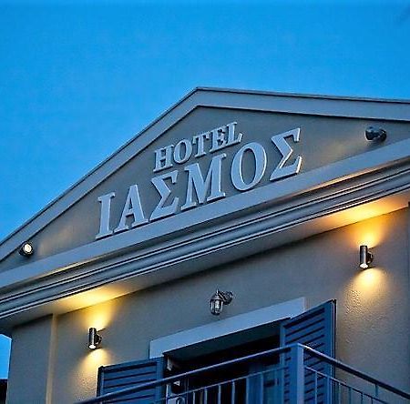 Boutique Hotel Iasmos Тризония Экстерьер фото