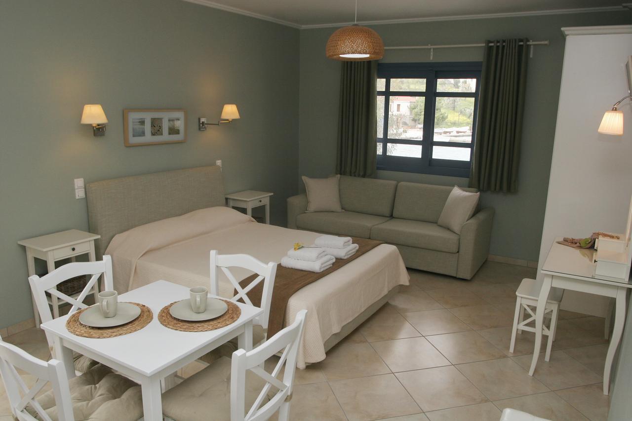 Boutique Hotel Iasmos Тризония Экстерьер фото