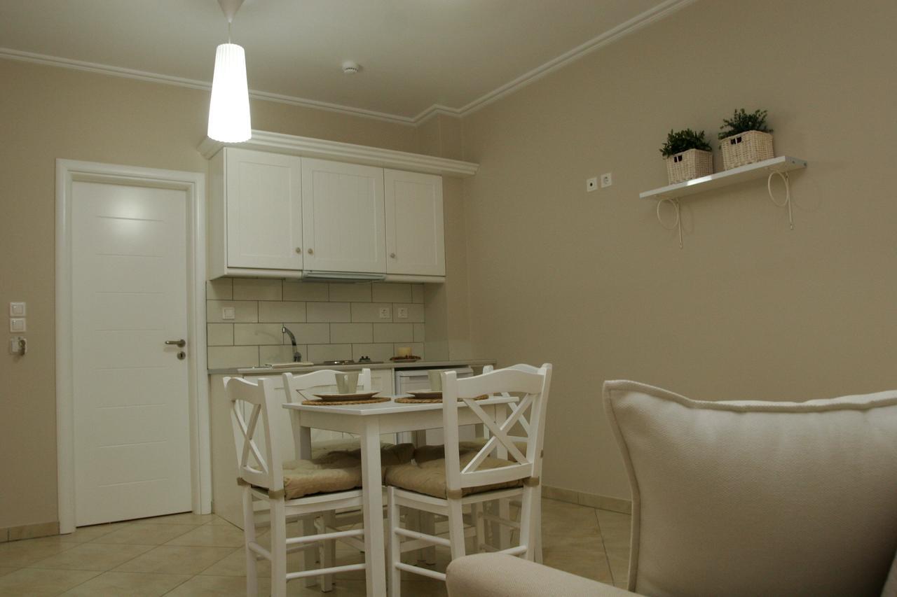 Boutique Hotel Iasmos Тризония Экстерьер фото