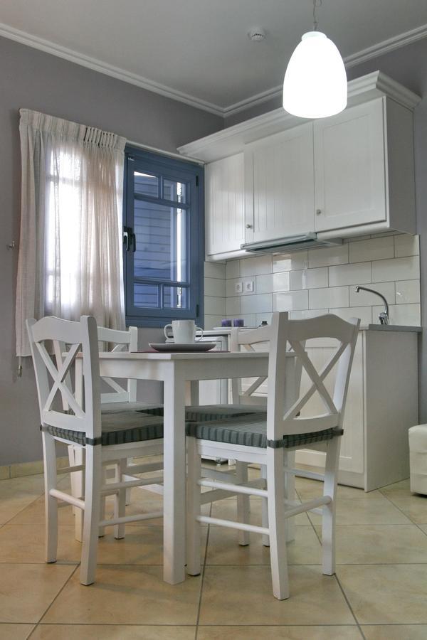 Boutique Hotel Iasmos Тризония Экстерьер фото