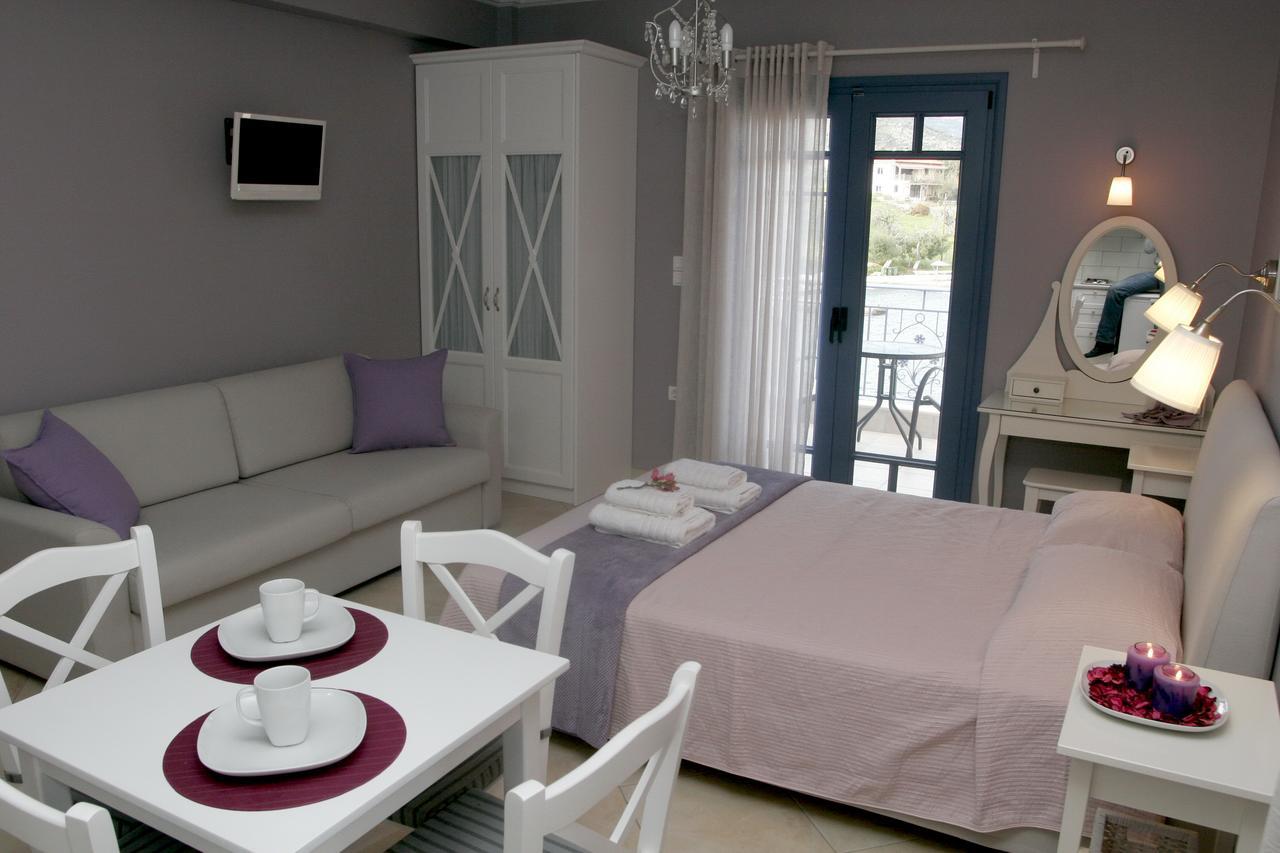 Boutique Hotel Iasmos Тризония Экстерьер фото